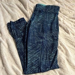 Under Armour - Size L - Super Cute